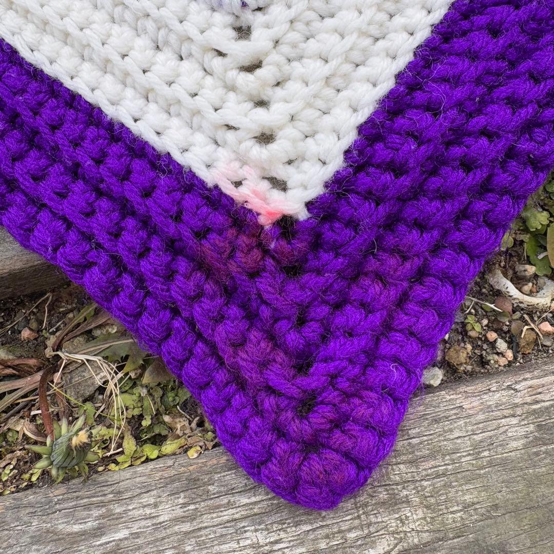 【USA vintage】グラニーブランケット　紫×白 膝掛け ラグ アメリカ