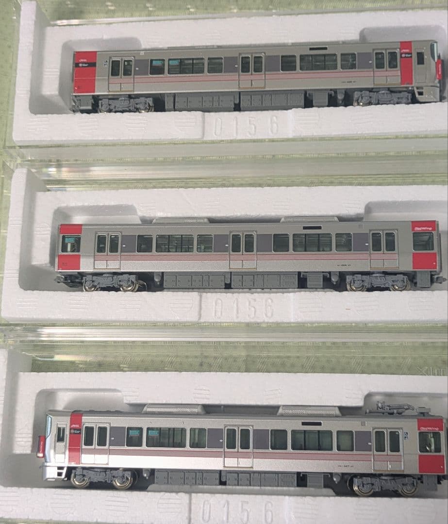 KATO227系レッドウィング増結3両(M車無/未走行新品)