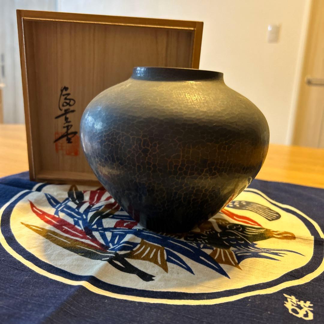 銅製花瓶 木箱付き　富貴堂