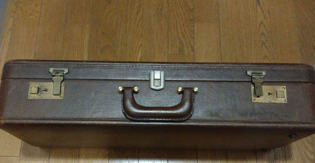 ヤナギサワ アルトサックス純正ケース　ブラウン　合成皮革