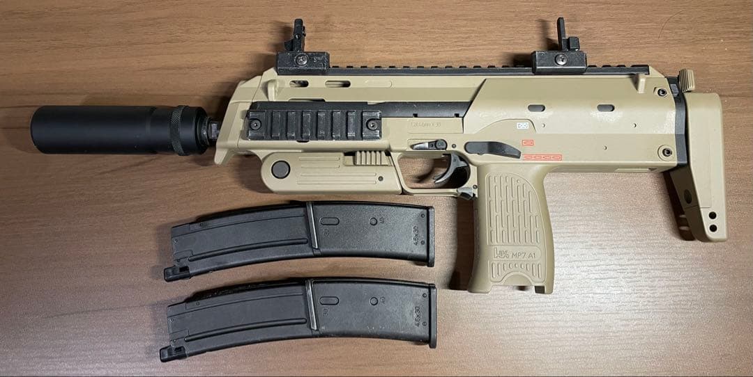 MP7 ガスガン タンカラー サプレッサー付き
