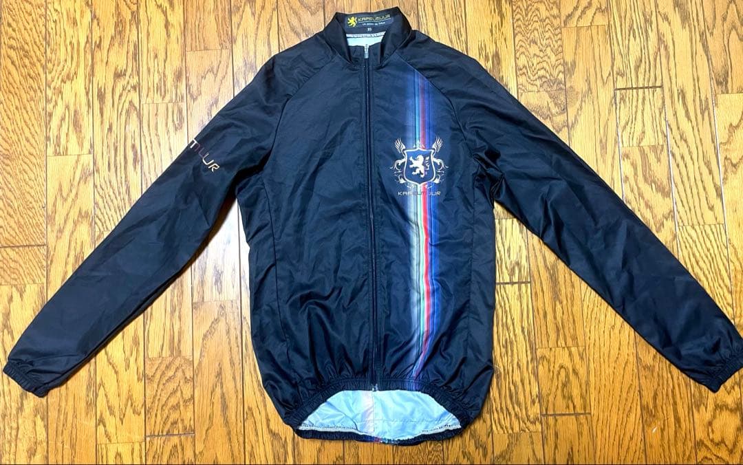 カペルミュール　ウインドブレーカー