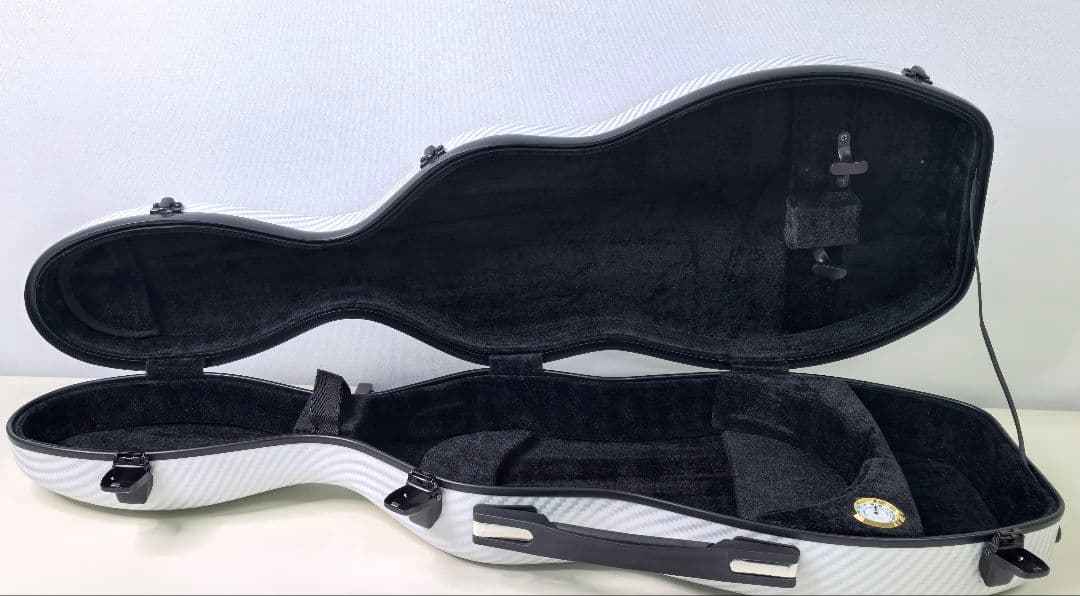 4/4サイズ　カーボンべファイバー バイオリンケース 湿度計付き