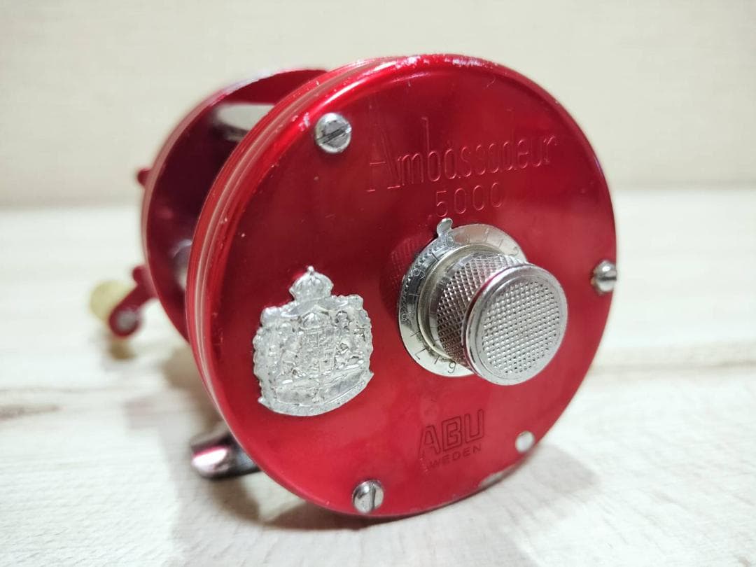 ◇アブガルシア　アンバサダー5000　ビンテージ　リール 　レッド