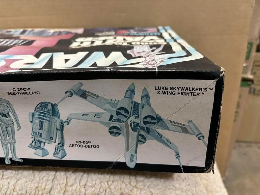 スターウォーズ　ダースベイダー　超レア品　バストプラモデル　箱ダメージ多数あり