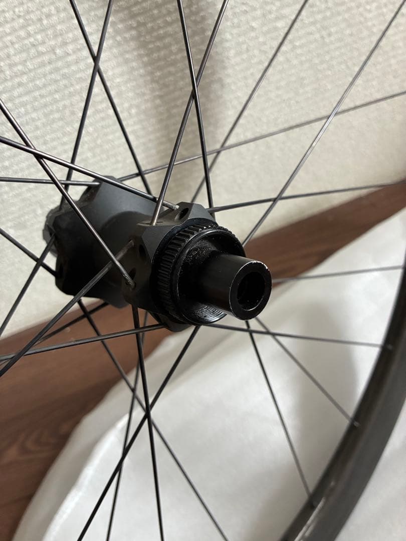 REYNOLDS AR41 11sカーボンホイールDISC チューブレスレディ