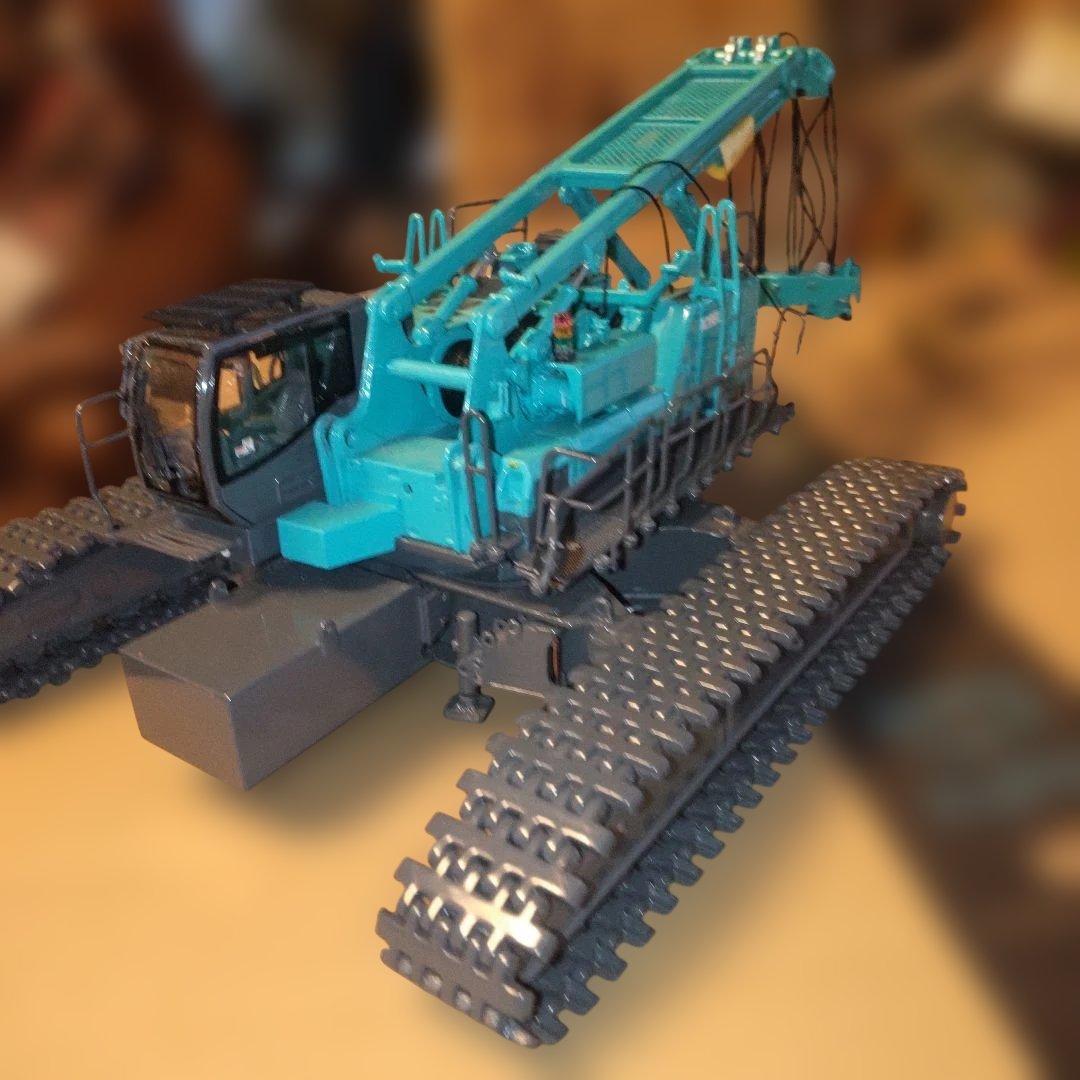 コベルコ建機クマスターテック7200Gクローラークレーン 1/50