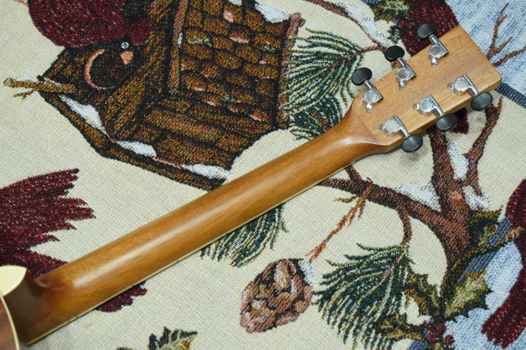 Headway HCN-003 アコースティックギター 状態良好！