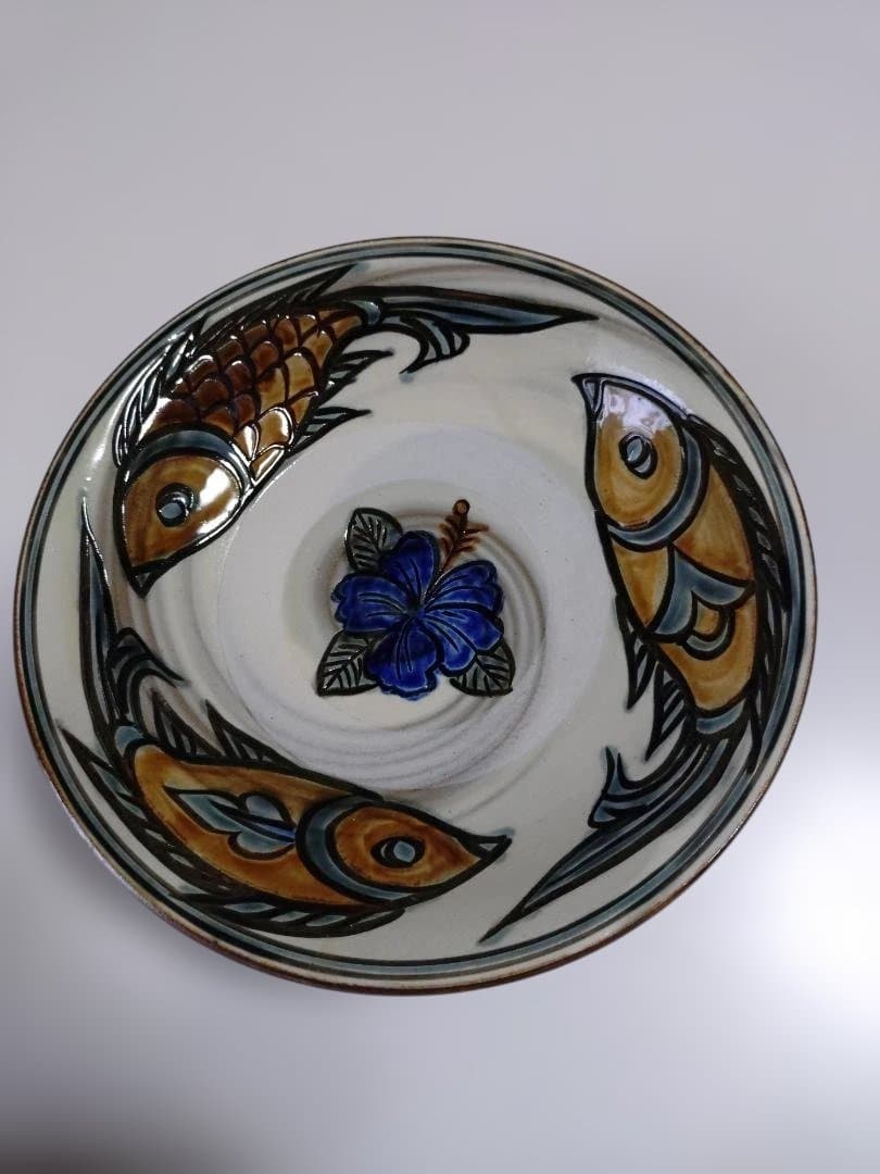 沖縄やちむん 魚紋 ハイビスカス