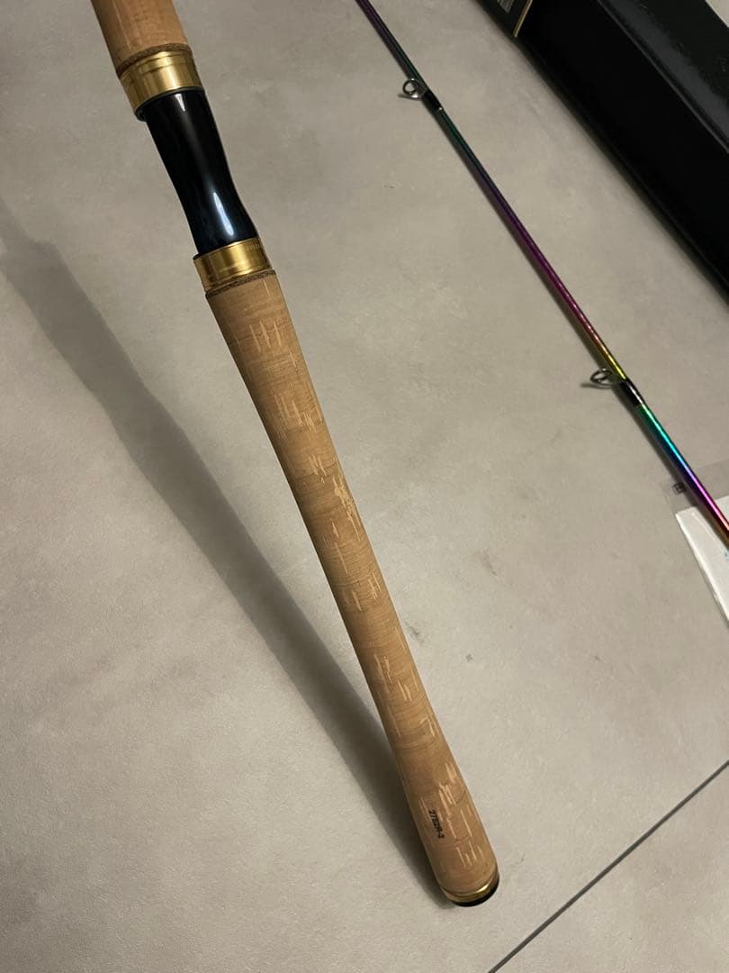 ワールドシャウラリミテッド　2752R-2