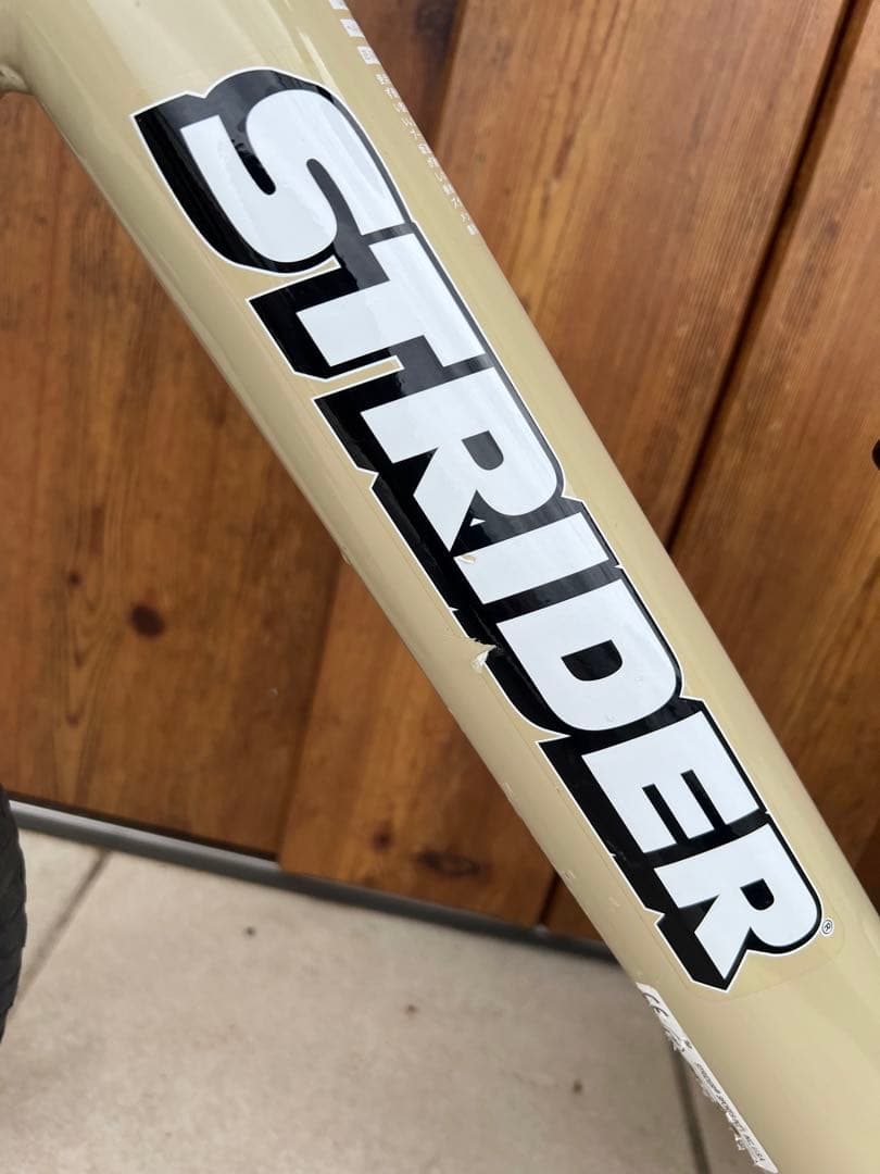 STRIDER バランスバイク 12インチ ベージュ　スポーツモデル　限定