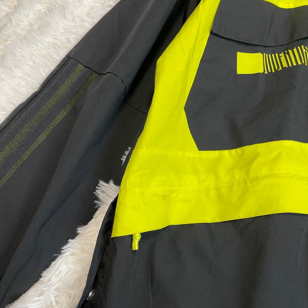 adidas フード付きジャケット 黒/黄緑　　ユベントス　トラベル