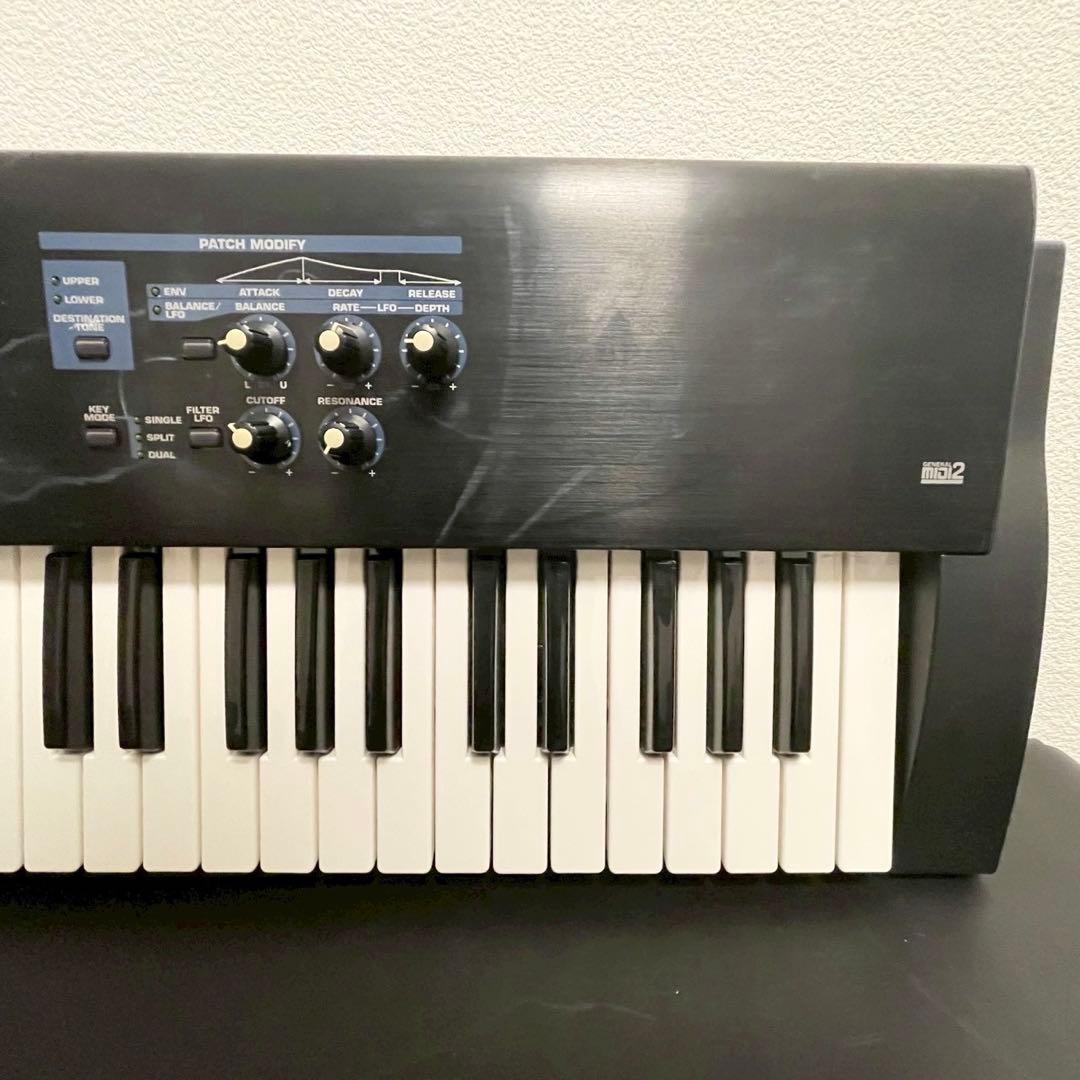 Roland JUNO-D シンセサイザー 本体