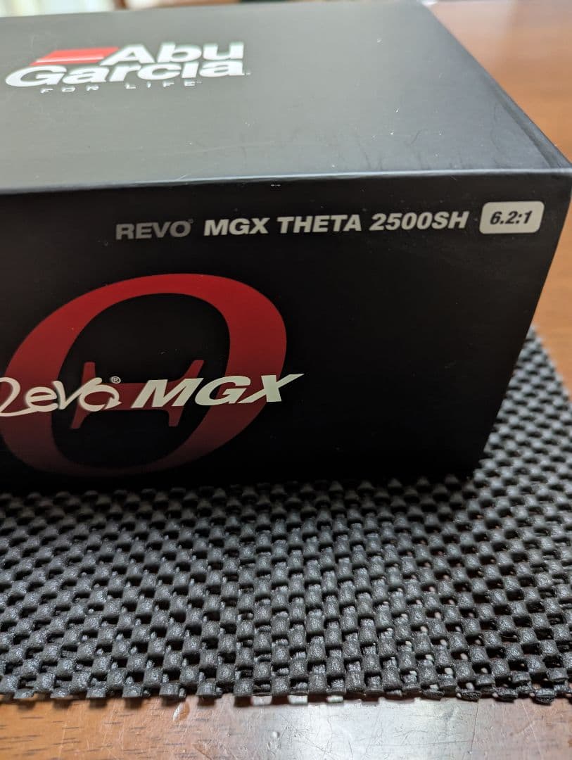 マンビカーAbu Garcia REVO MGX THETA 2500SH
