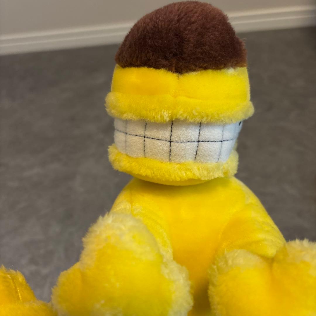 イエロー犬のぬいぐるみ　マザーグースアンドグリム