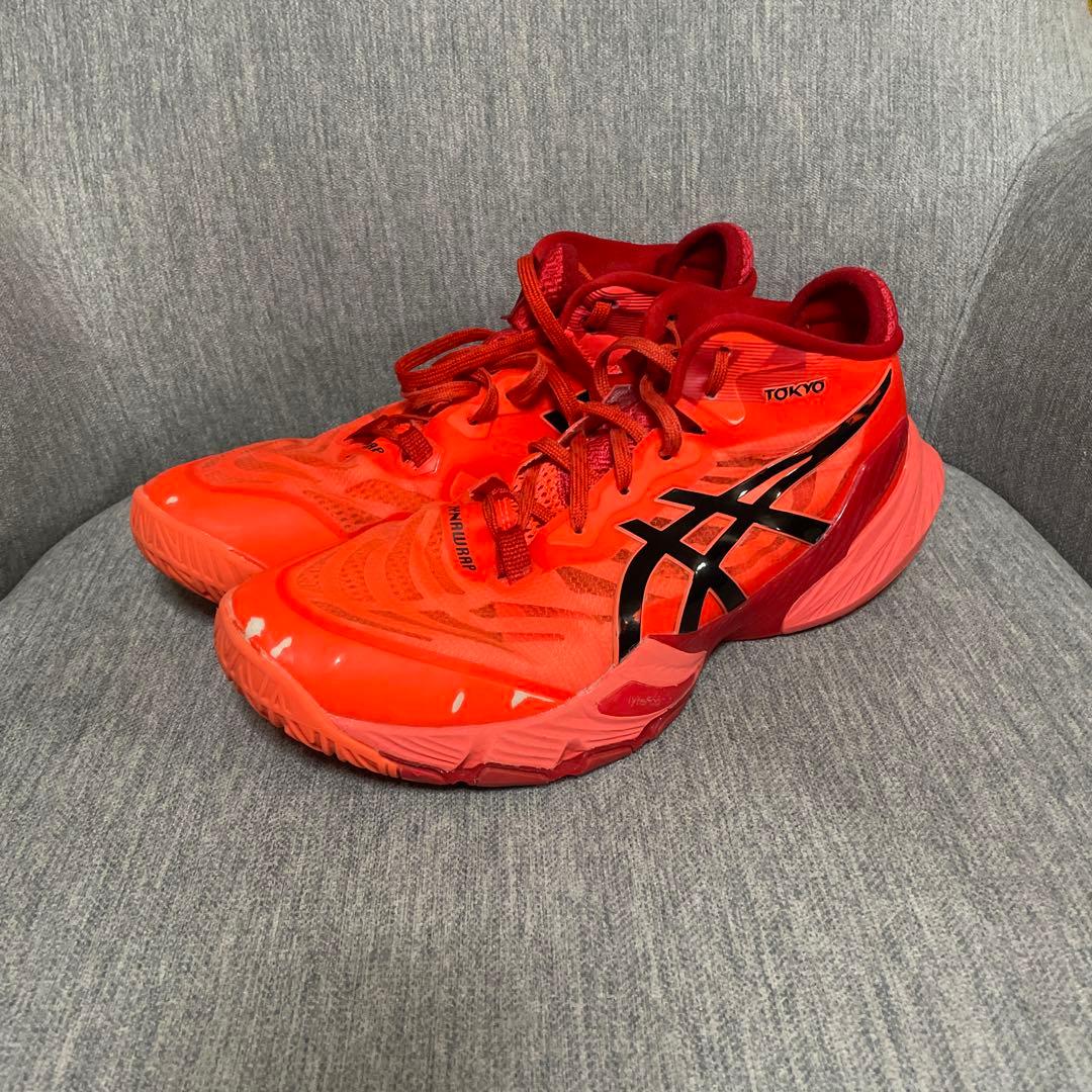 アシックスメタライズ