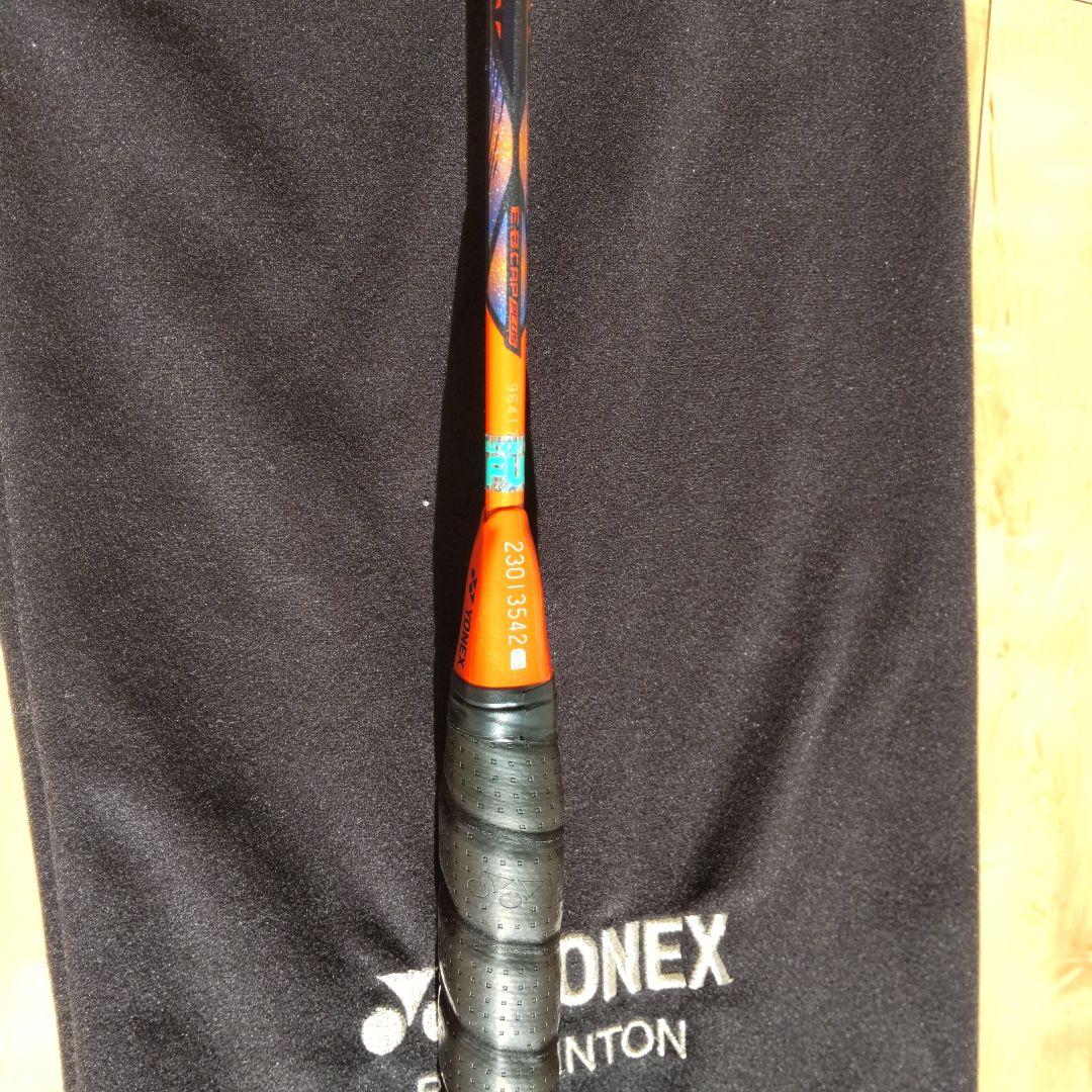 アストロクス77プロ YONEX バドミントンラケット 専用ケース付き