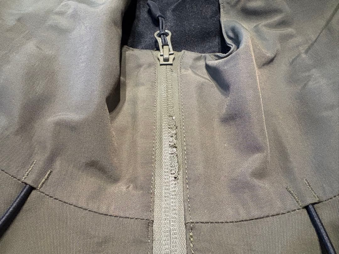 JACKALL ジャッカル　ハードシェルジャケット　アーミーグリーン　Mサイズ