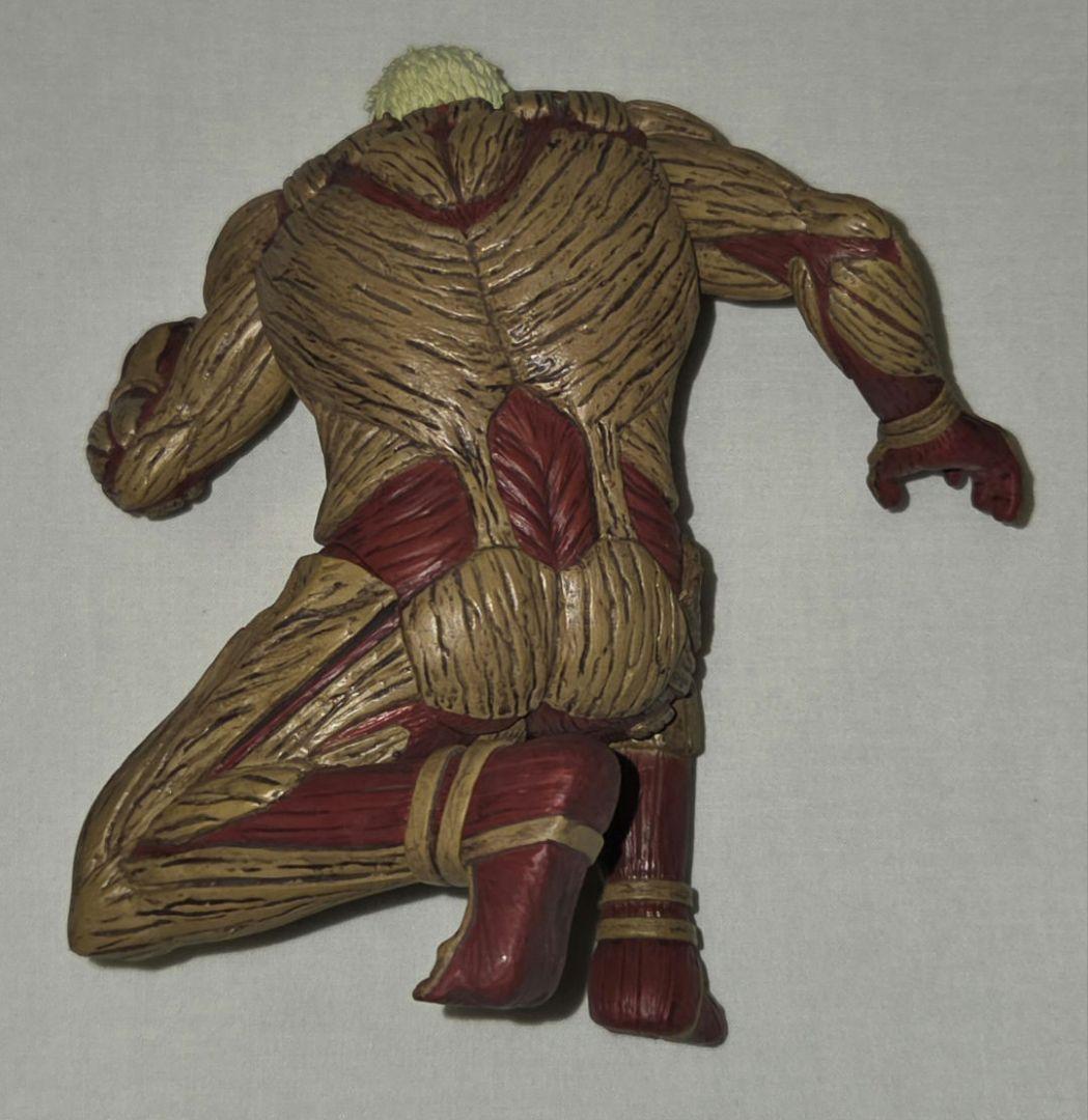 POP UP PARADE 4点セット進撃の巨人・鎧の巨人・女型の巨人・獣の巨人