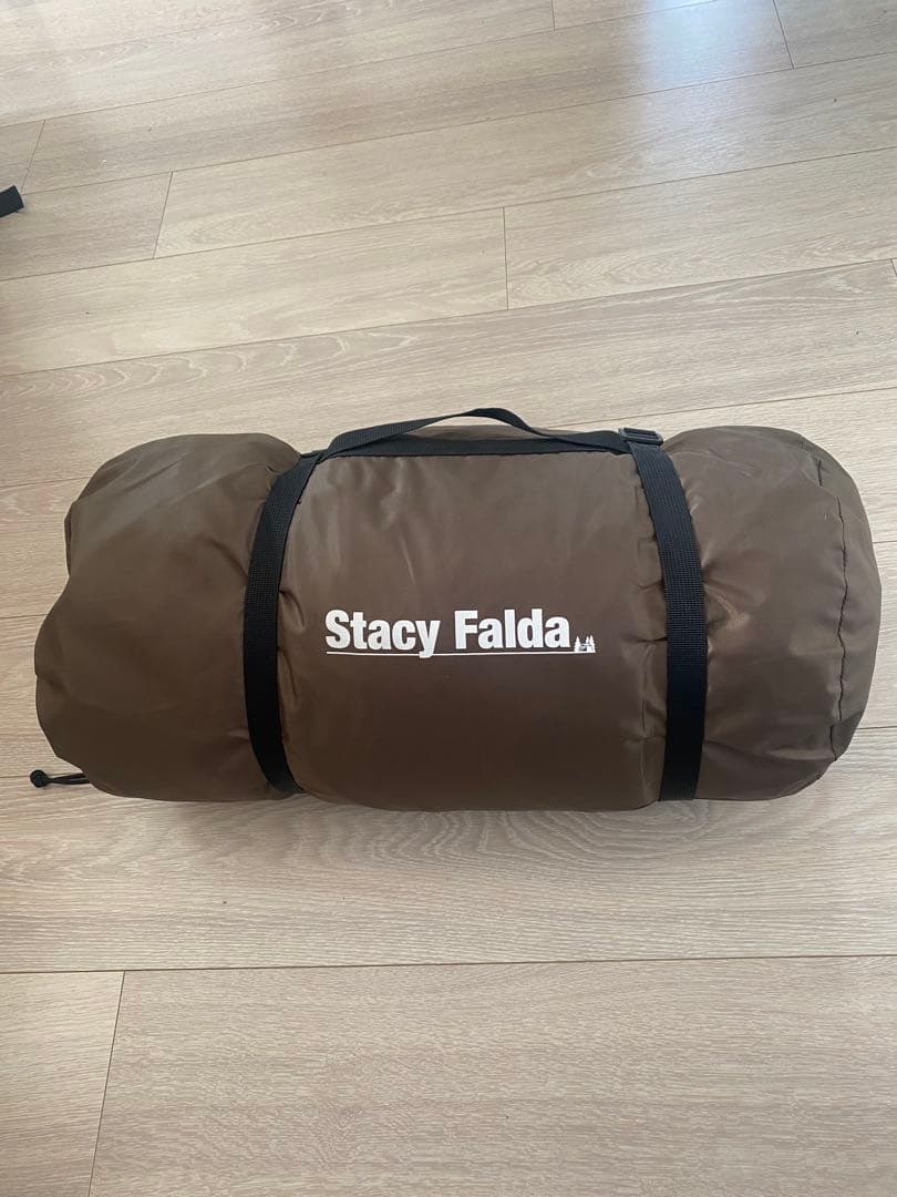 オガワ　ステイシーファルダ