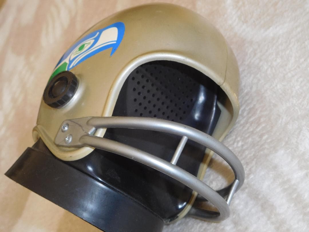 NFL シーホークス アメリカンフットボール ミニヘルメット ラジオ