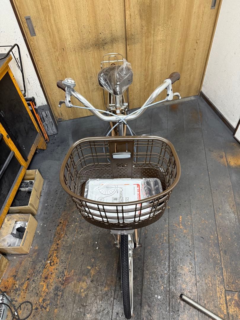 新車　ブリヂストン　アルミーユ　アルミフレーム　26インチ　LEDオートライト