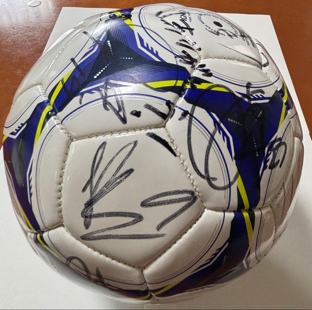 【貴重】V長崎サイン入りサッカーボール【匿名配送•送料無料】