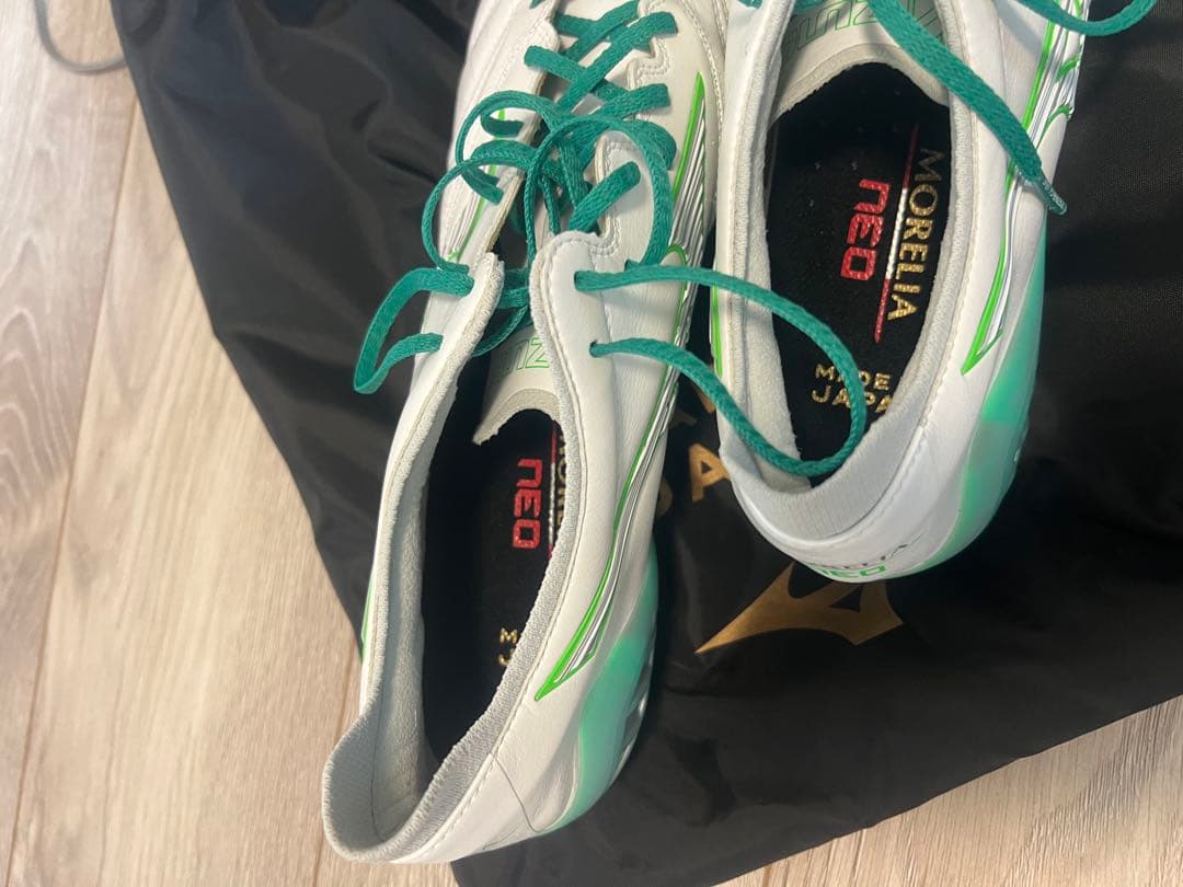 モレリア neo 3 28.0cm 限定カラー