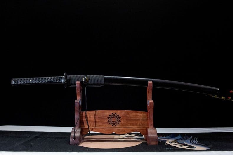 戦術刀 黒武者 古兵器 武具 刀装具　日本刀 鍛造打 鋼刀 冷兵器 護身工具