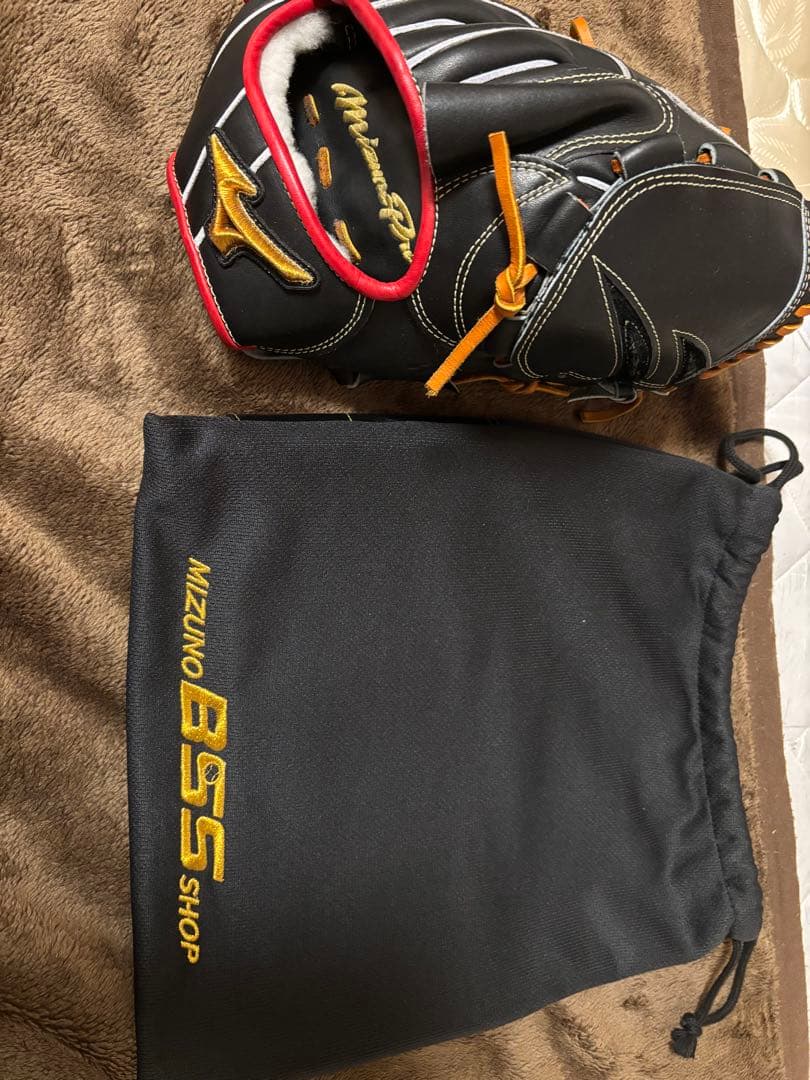 前田健太モデルMizuno Pro ブラック レザー　ピッチャー用　収納袋付き
