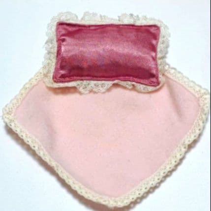 ビンテージ ピンク ラタンバシネット ビスクドール ウィッカー ミニョネット