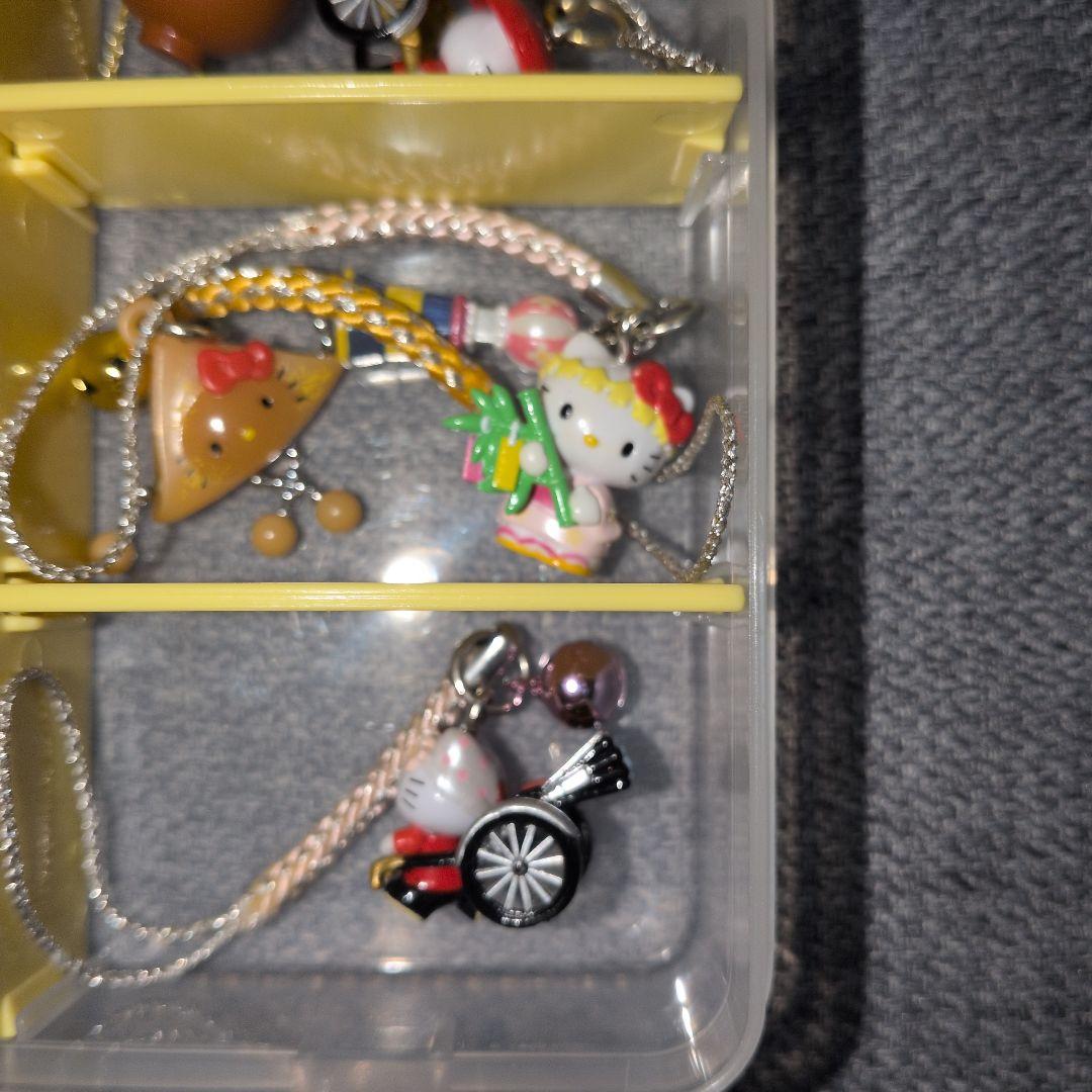 し*ほ様 ハローキティ ストラップ 19個セット