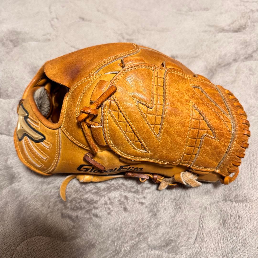Mizuno Global Elite 軟式グローブ 投手右投げ用