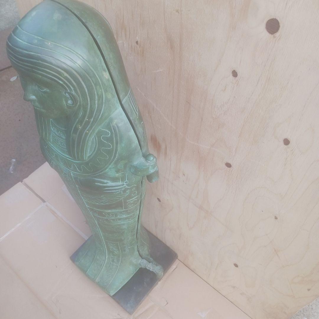 エジプト　棺入りのクレオパトラ像　真鍮製　オブジェ　銅像　女性像