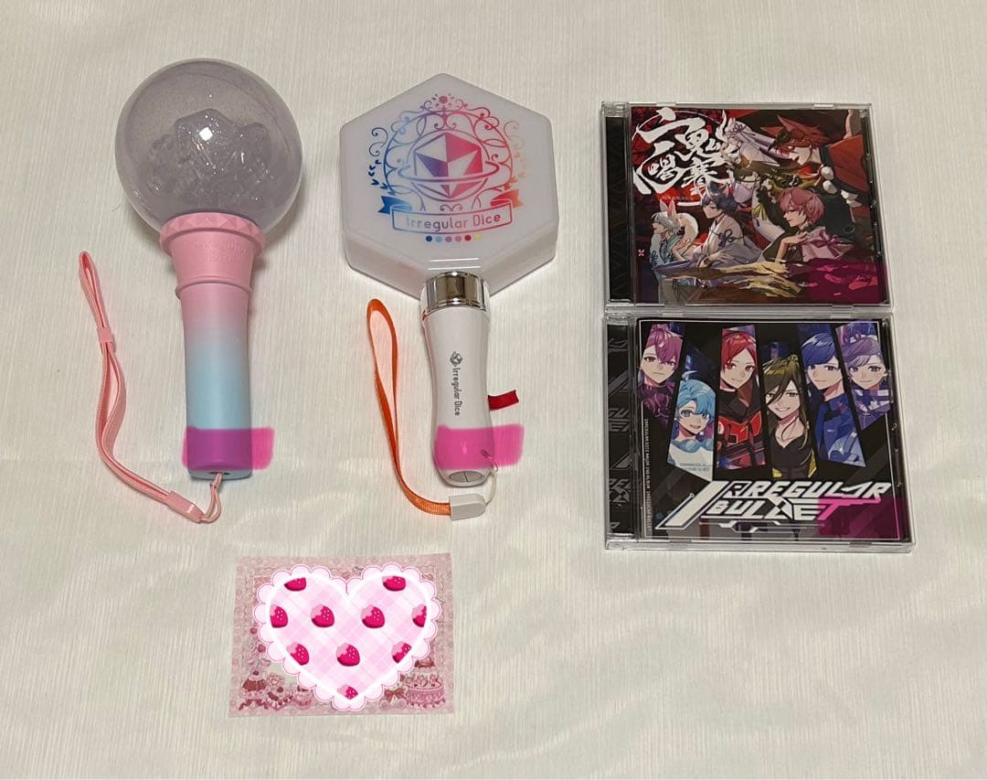 いれいす りうら 缶バッジ ペンライト