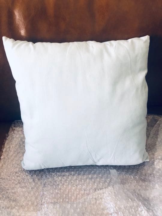 白濱亜嵐サイン入りクッション