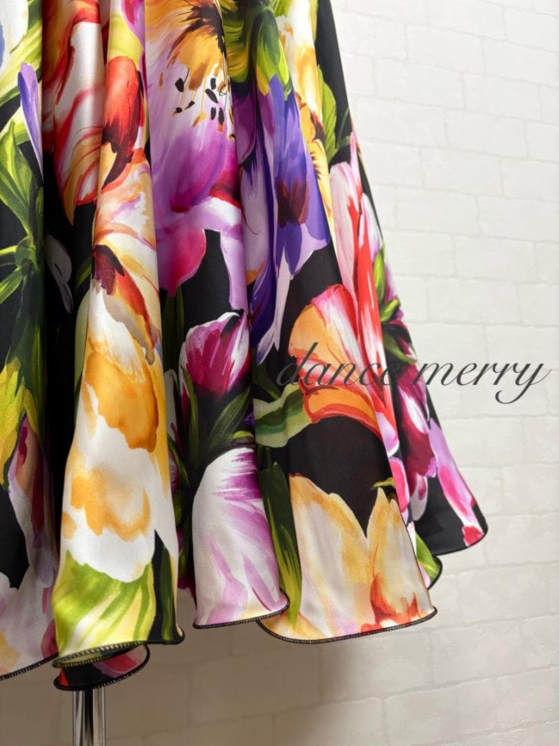 ＊新品　パソドブレ　パソ　ワルツ　社交ダンス　スカート　黒　ピンク　紫　4705