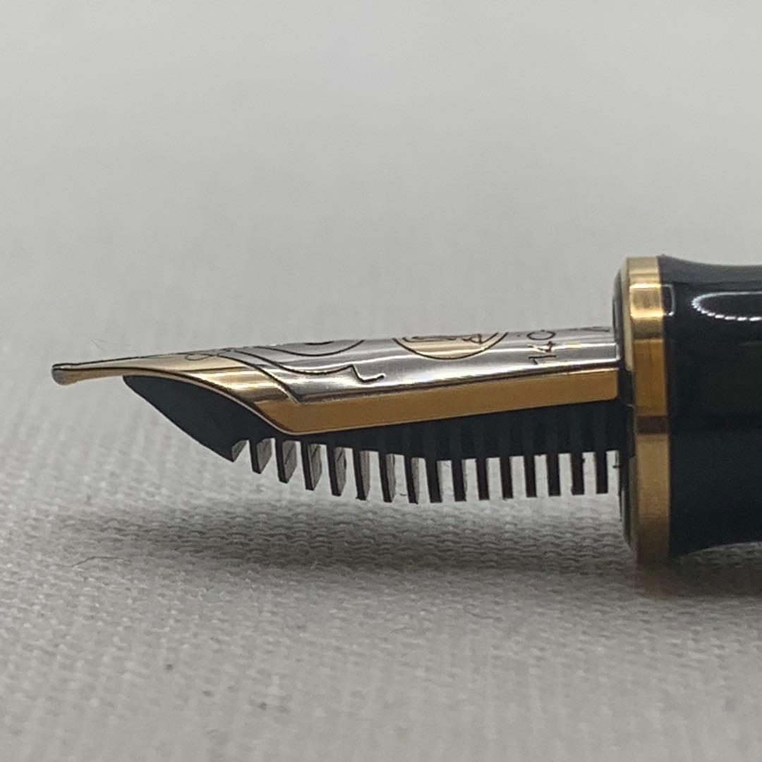 ペリカン　スーベレーン　M400 14C M（中字）　万年筆　ブルーストライプ