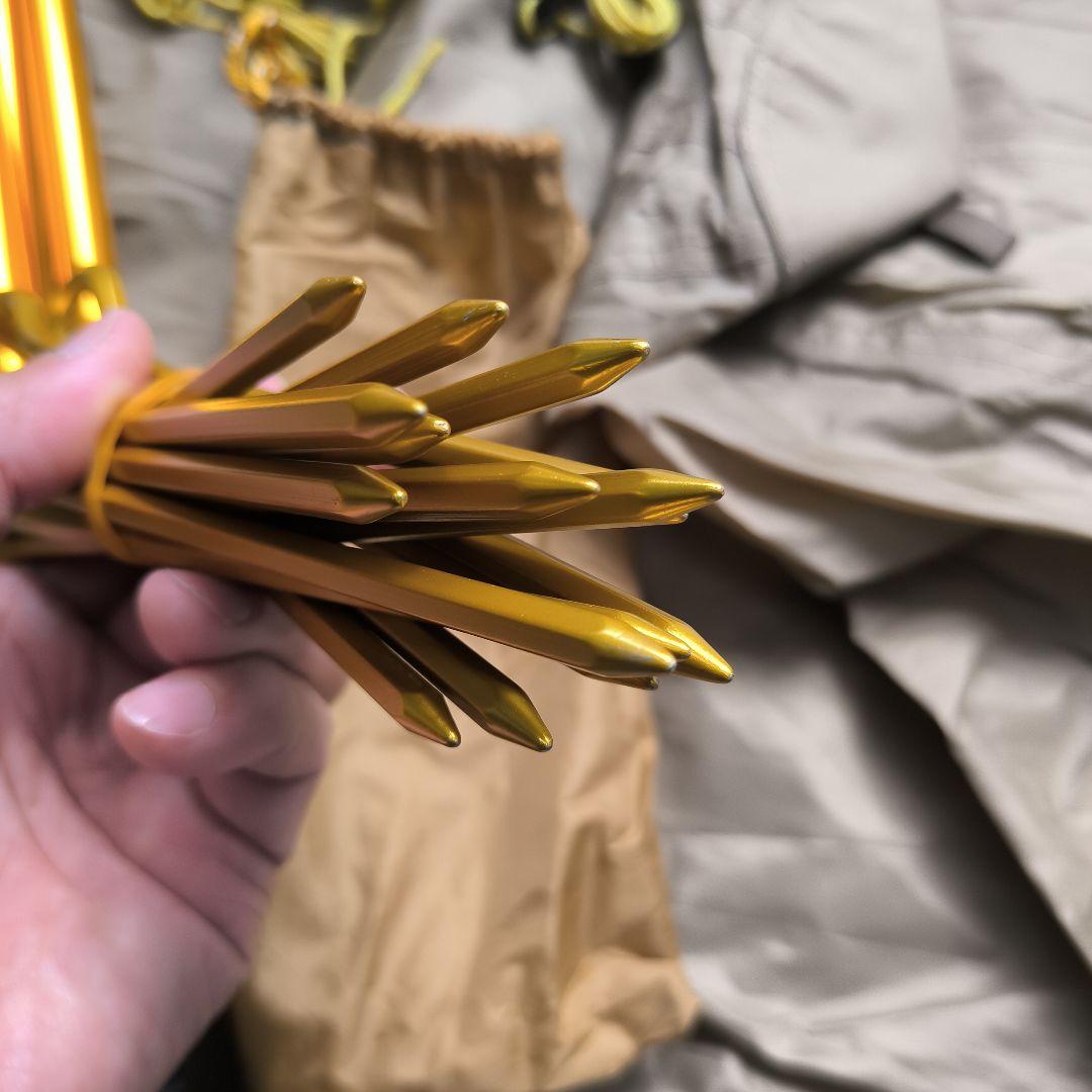 スランバージャック アウトポスト 4 ティピ タープ カーキ