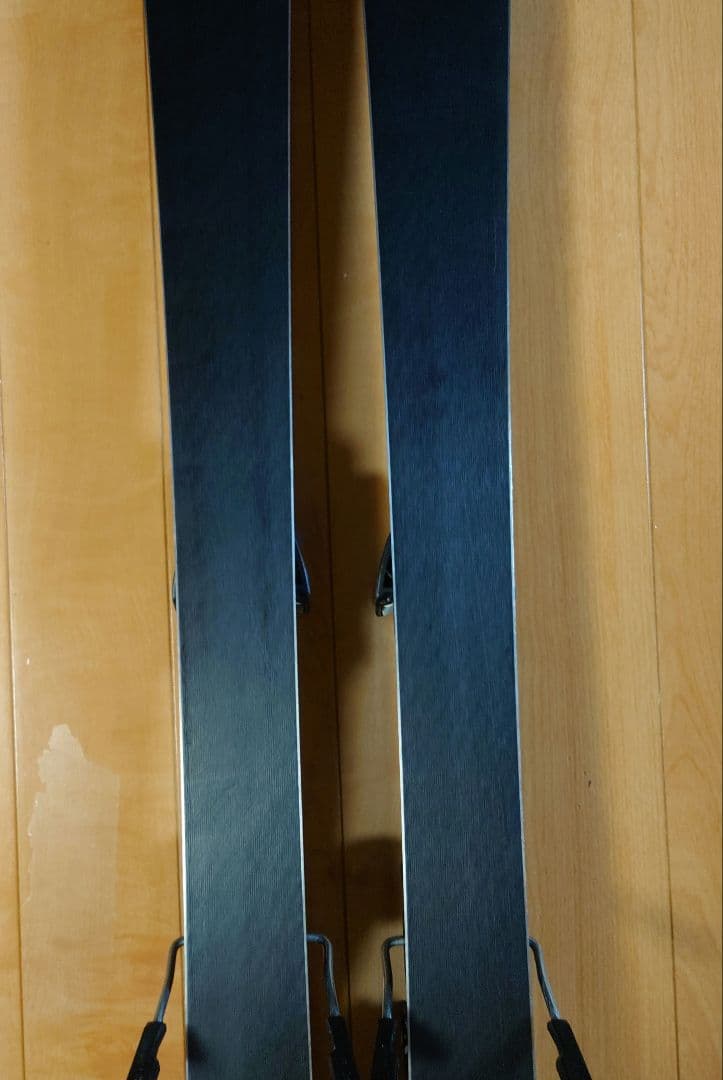 SALOMONスキー板　 SL 138