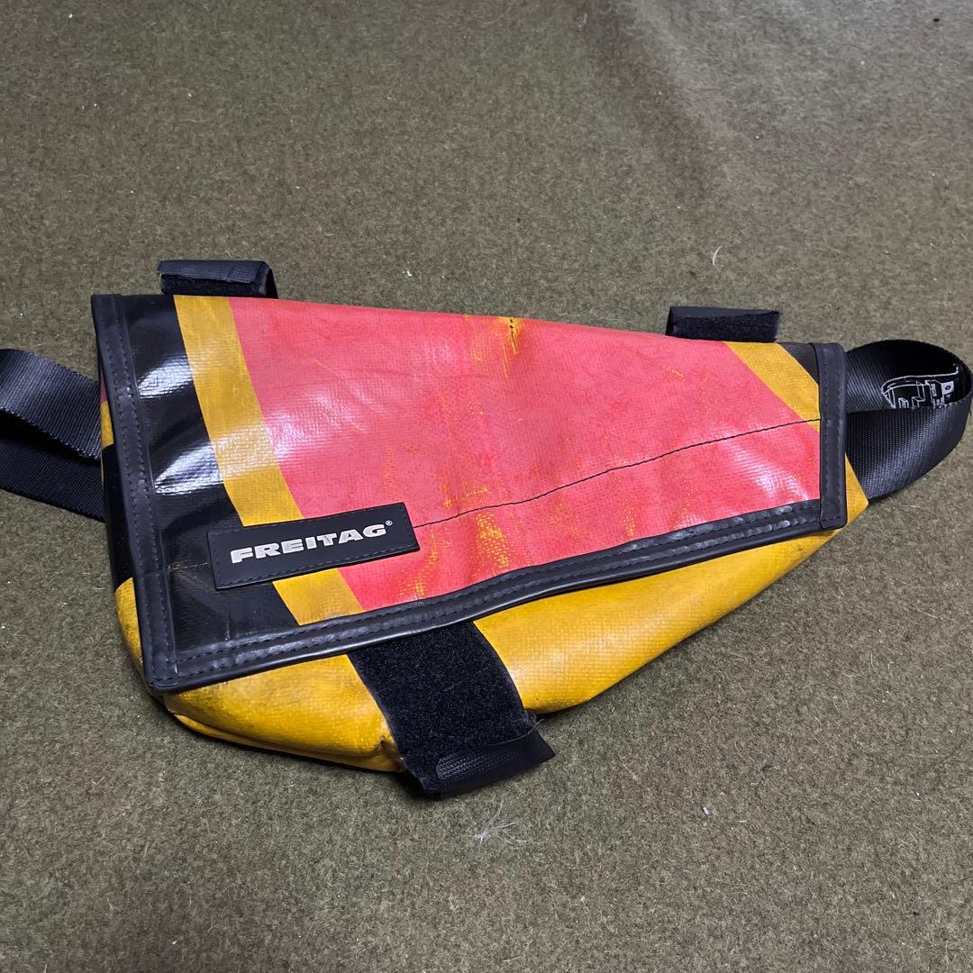 FREITAG ライド・メッセンジャーバッグ 赤・黄