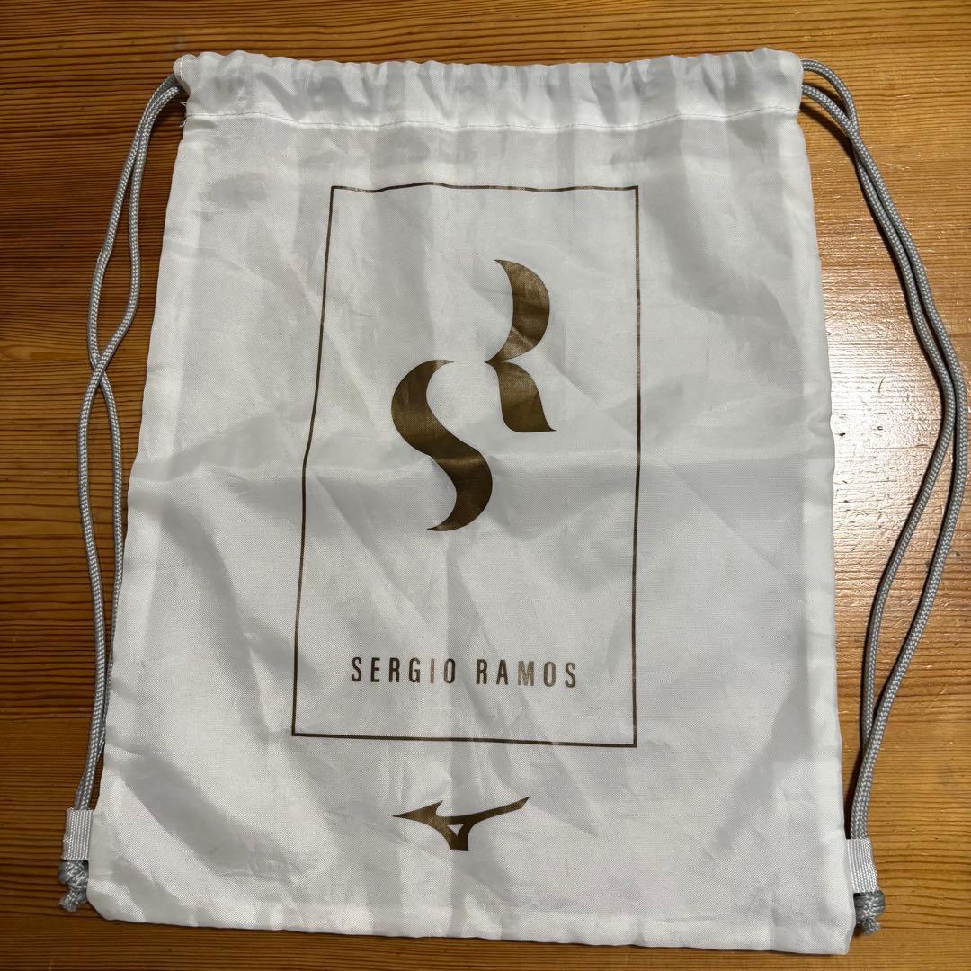 ミズノ モレリア ネオ4 β SR4 JAPAN セルヒオ・ラモス 29.5