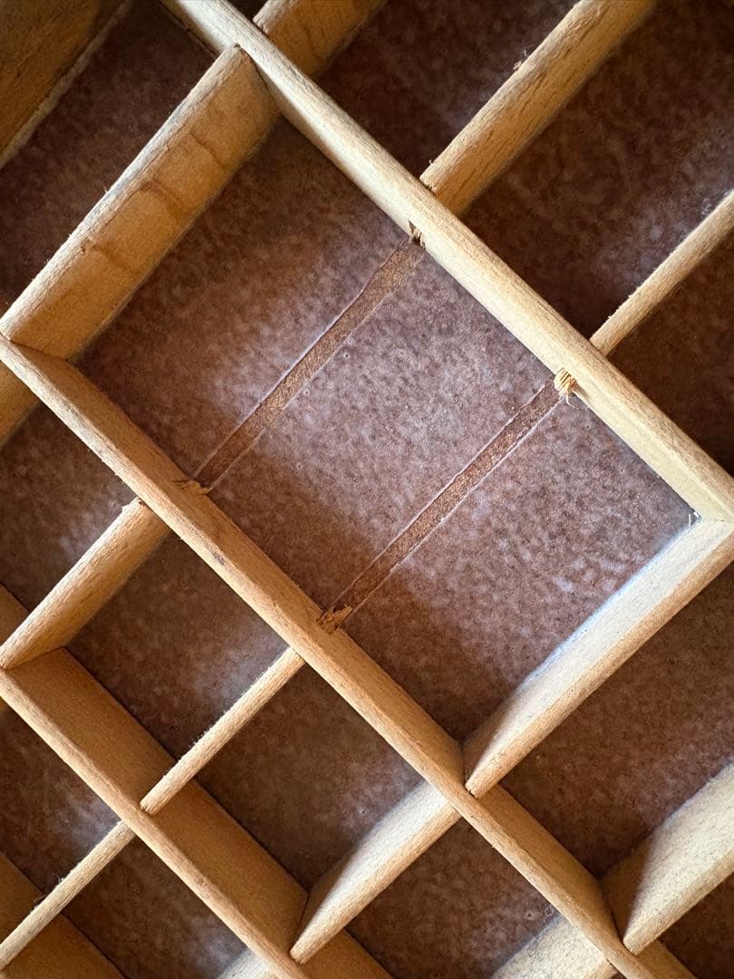 木製　ヴィンテージ ディスプレイボックス　パリ蚤の市で購入