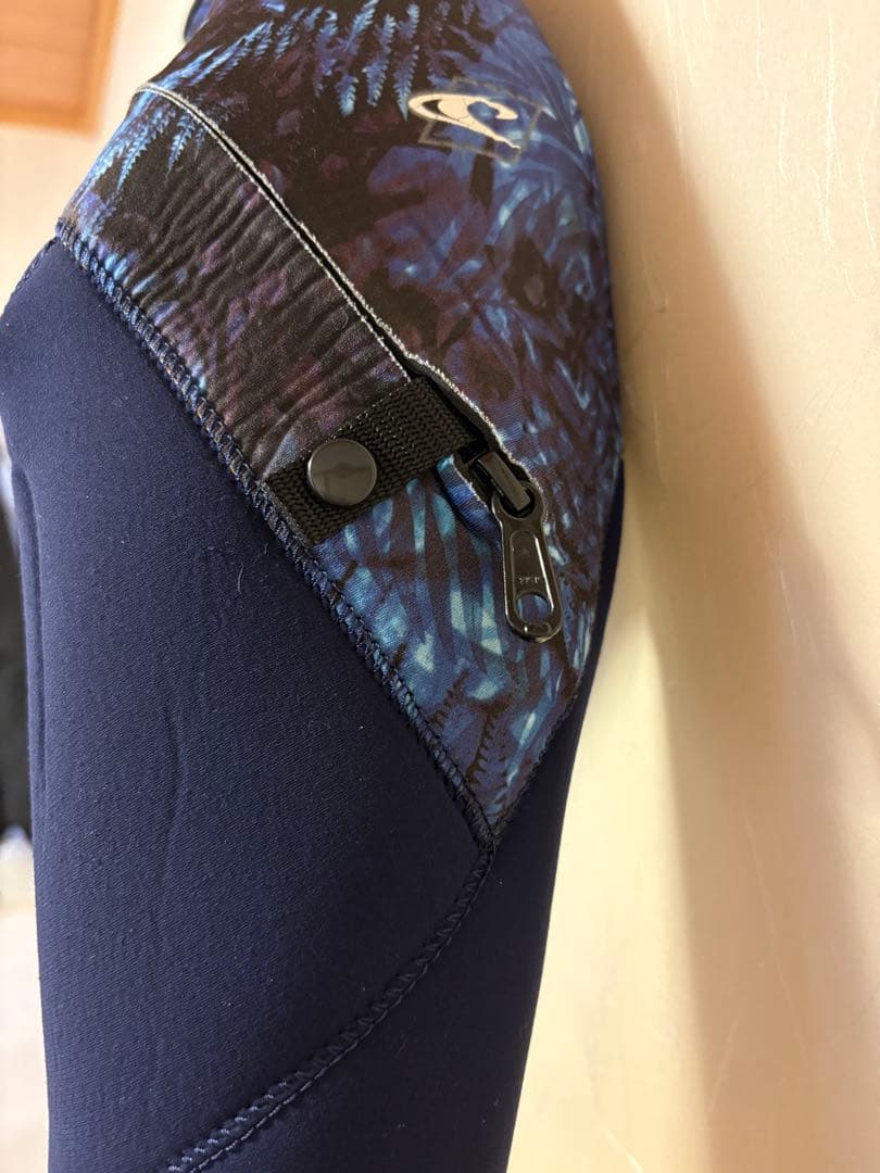 超美品O'NEILL サイコ3㎜フルスーツ ロングチェストジップ　ネイビー