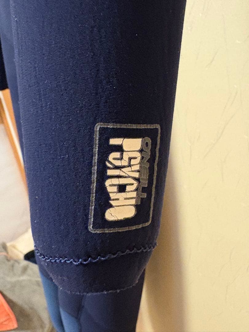 超美品O'NEILL サイコ3㎜フルスーツ ロングチェストジップ　ネイビー