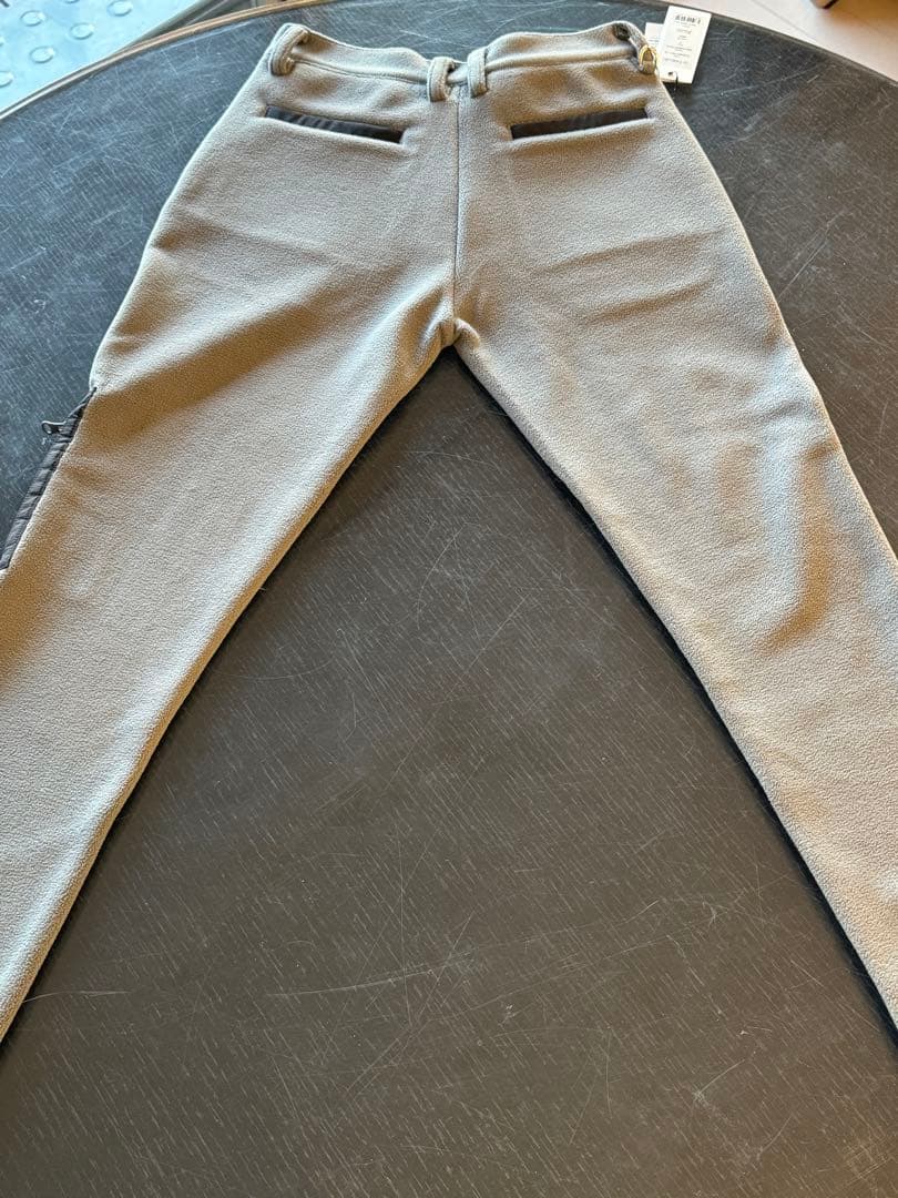 V12 レディースパンツ