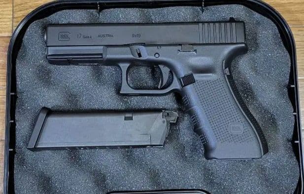 東京マルイ ガスブローバック グロック17 Gen.4、グロックガンケース
