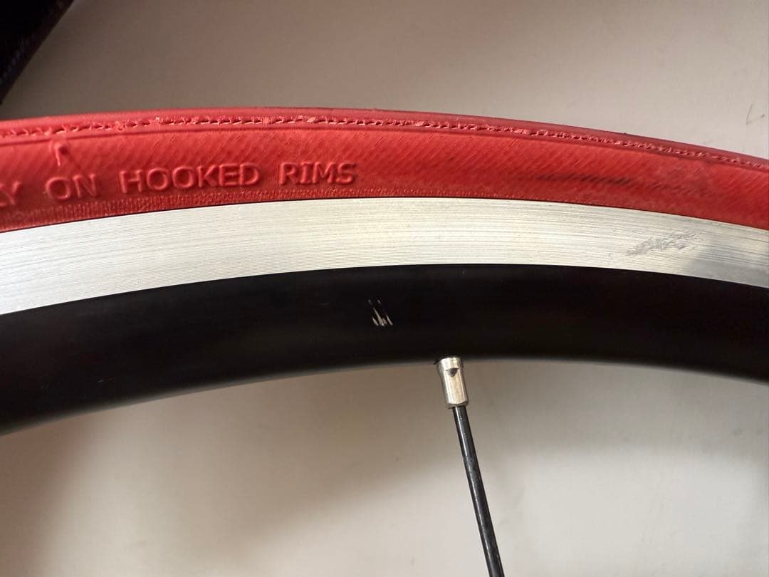 シマノ完組ホイールWH-R500 、10速スプロケ、タイヤ付き