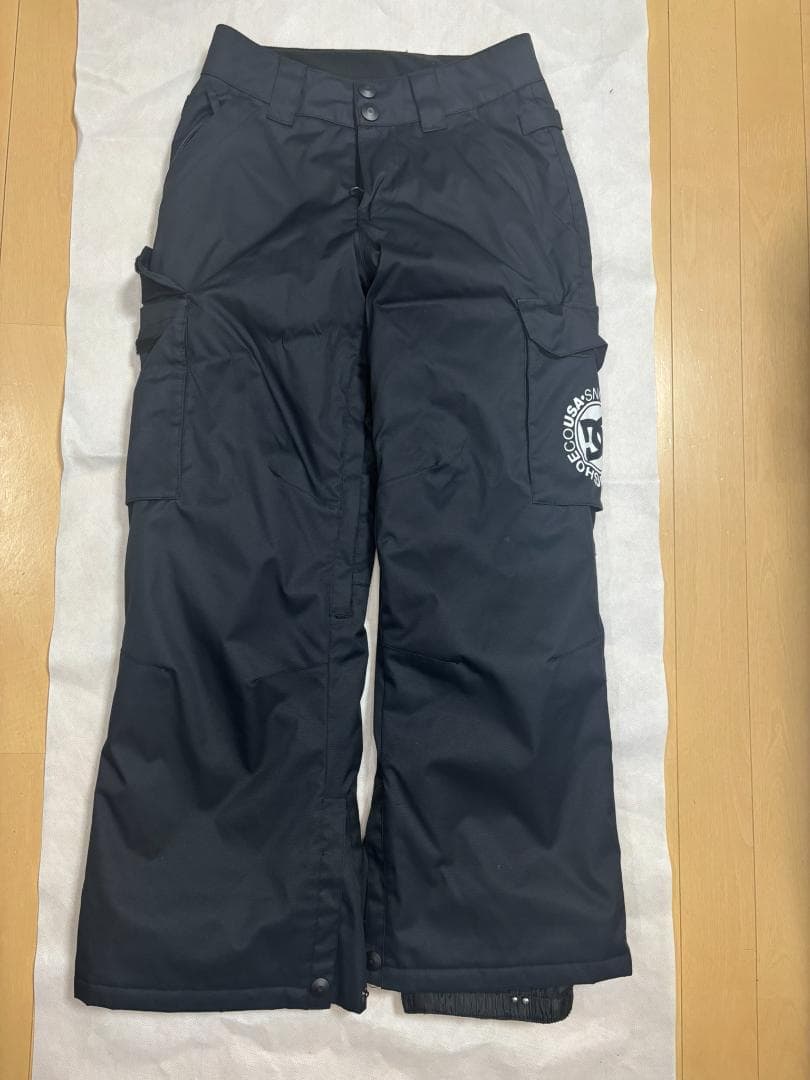 Dc蛍光色のスノーボード・スキーウエア上下セット・サイズ135～140cm