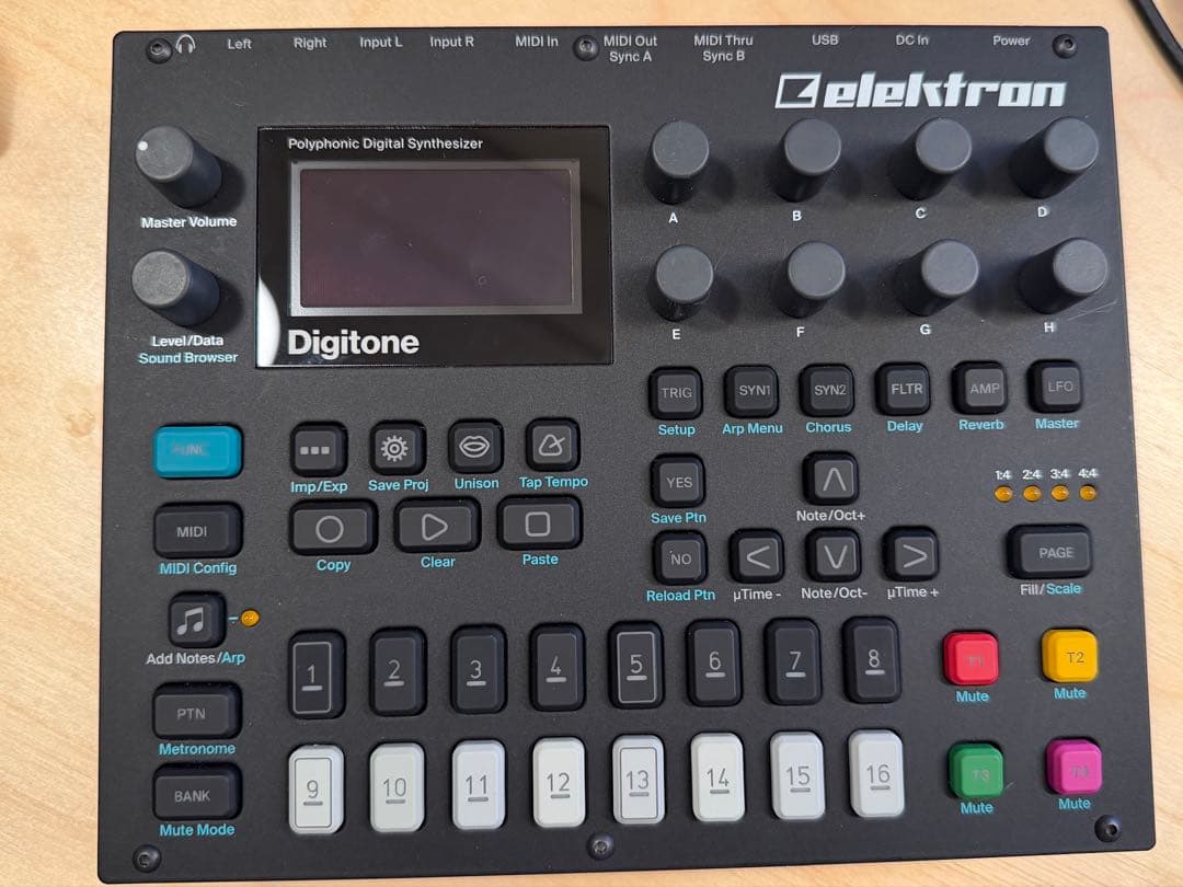 Elektron Digitone シンセサイザー　ドラムマシン